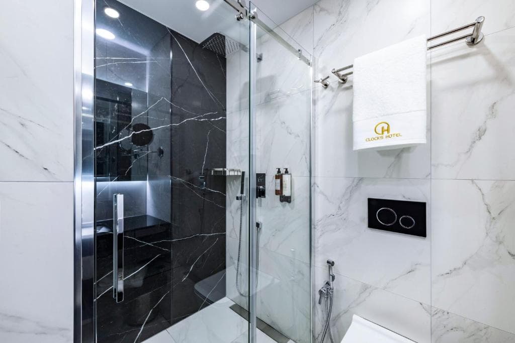 Clocks Hotel Tbilisi image 3