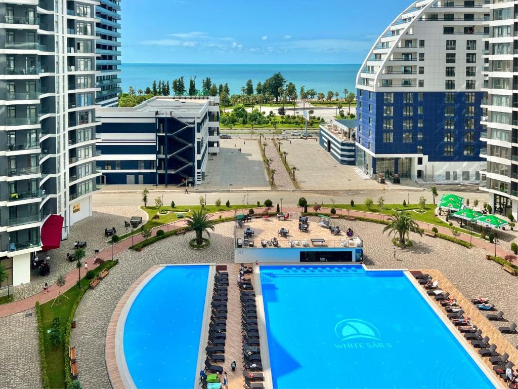 White Sails Residential Hotel image 1